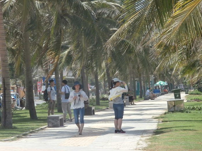 Du khách đến Đà Nẵng. Du khách đến Đà Nẵng.