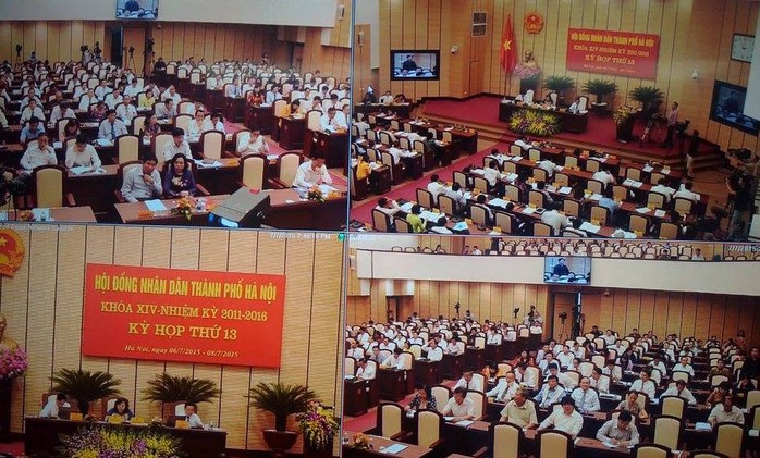 Quang cảnh buổi họp Hội đồng nhân dân TP Hà Nội ngày 7-7