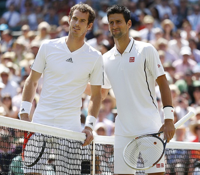 Giới chuyên môn cho rằng Murray (trái) và Djokovic là 2 ứng viên hàng đầu cho chức vô địch Wimbledon 2015 Ảnh: REUTERS