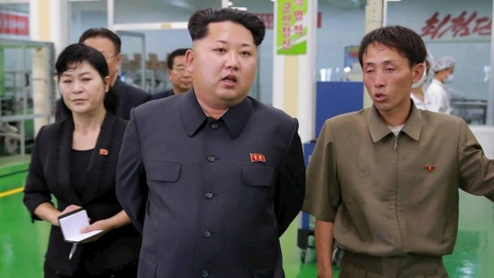 Trung tâm Sukarno (Indonesia) tuyên bố lãnh đạo Triều Tiên Kim Jong-un (giữa) sẽ nhận giải thưởng “chính khách toàn cầu. Ảnh: Reuters