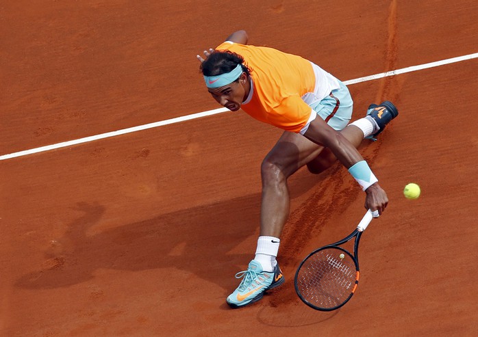 Nadal vất vả trong trận bán kết tối 18-4 khi Djokovic chơi quá hay   Ảnh: REUTERS