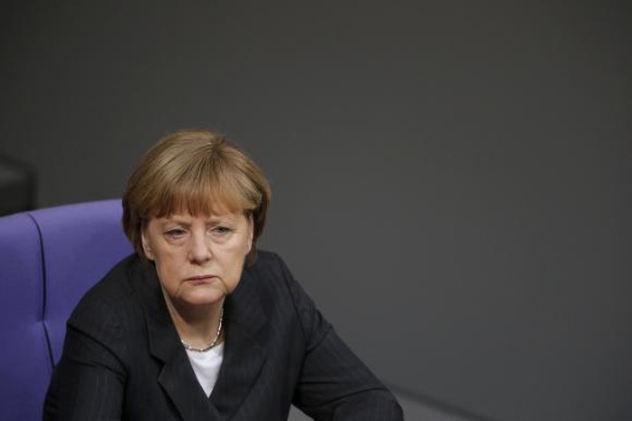 Thủ tướng Đức Angela Merkel tại hạ viện Đức hôm 15-1. Ảnh: Reuters