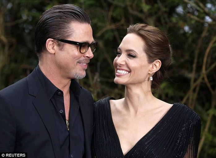 Angelina hiện tại cùng Brad Pitt