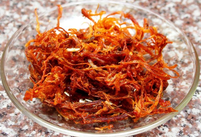 Tranh thủ thời gian rảnh, giới văn phòng kinh doanh thêm các món đặc sản quà quê để kiếm thêm thu nhập cho ngày Tết Tranh thủ thời gian rảnh, giới văn phòng kinh doanh thêm các món đặc sản quà quê để kiếm thêm thu nhập cho ngày Tết
