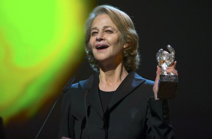 Charlotte Rampling giải Nữ diễn viên xuất sắc nhất.