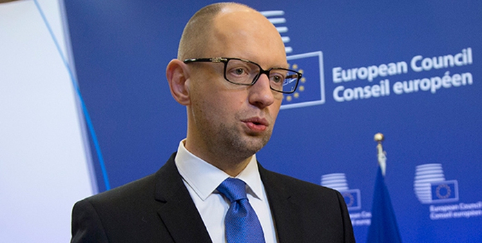 Thủ tướng Ukraine Arseniy Yatsenyuk đang dính cáo buộc tham nhũng. Ảnh: AP