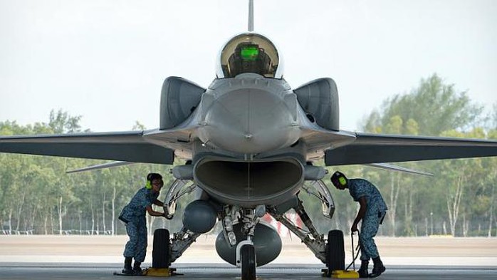 Máy bay chiến đấu F-16. Ảnh: Straits Times