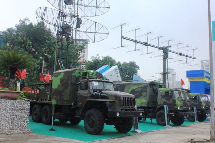 Tổ hợp radar cảnh giới bảo bệ vùng trời quốc gia và cung cấp thông tin cho các tổ hợp tên lửa phòng không