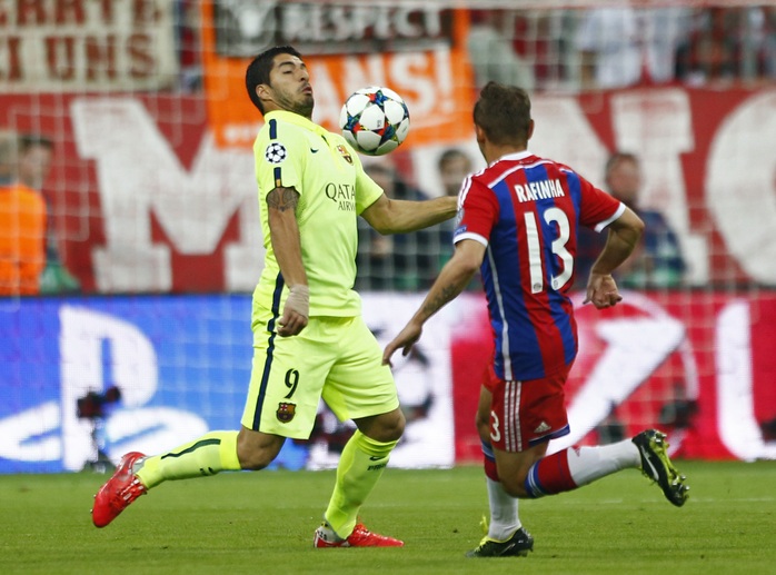 Suarez góp công lớn giúp Barcelona loại Bayern Munich ở bán kết