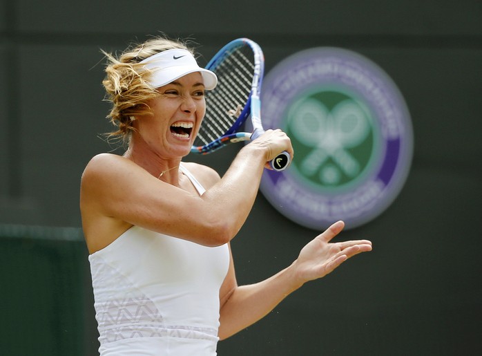 Sharapova khá vất vả đầu ván 2