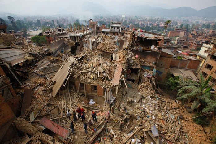 Kathmandu thành đống đổ nát. Ảnh: AP