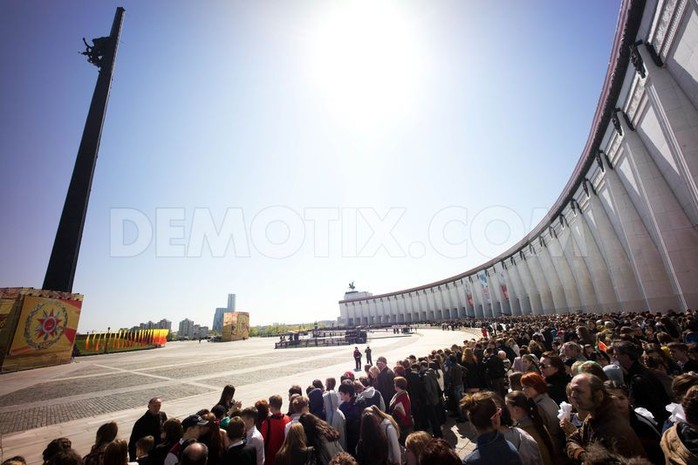 Đông đảo học viên quân sự Nga dự lễ diễu hành ở Poklonnaya Hill, Moscow. Ảnh: Demotix