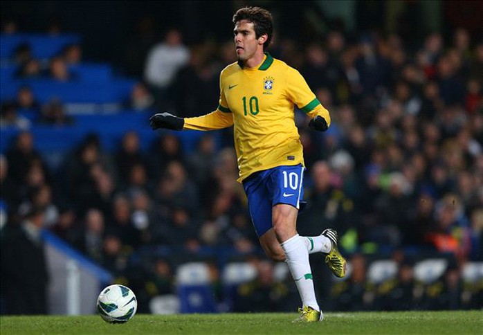 Kaka được HLV Dunga gọi trở lại tuyển Brazil chuẩn bị cho vòng loại World Cup 2018