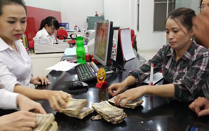 Sau khi nhận 5 triệu yen, chị Hồng đã mang đến gửi tại một ngân hàng ở quận Phú Nhuận, TP HCMẢnh: HOÀNG TRIỀU