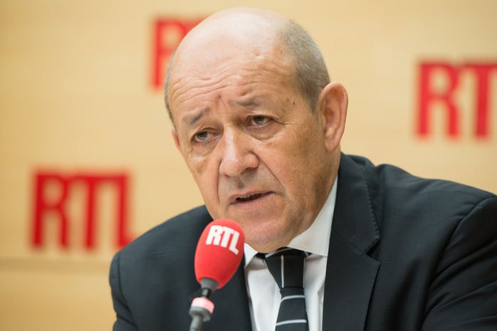 Bộ trưởng Quốc phòng Pháp Jean-Yves Le Drian  cho biết nhiều nước ngỏ ý muốn mua tàu Mistral. Ảnh: RTL