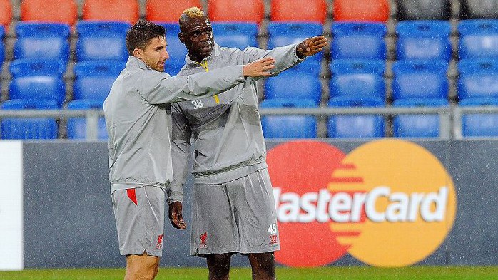 Balotelli và đồng đội Borini