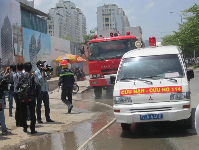 các cơ quan chức năng triển khai cứu hộ, cứu nạn