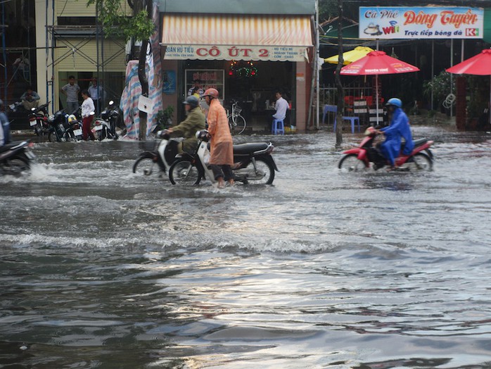 Mỗi khi mưa lớn là Cần Thơ ngập sâu