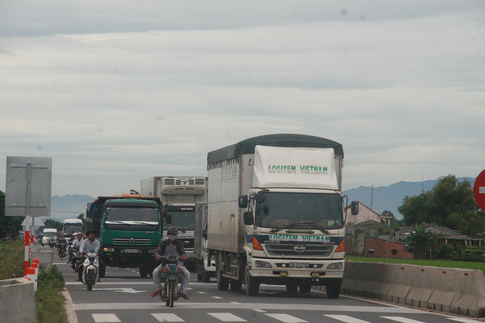 Quốc lộ 1 qua tỉnh Quảng Nam mở rộng nhưng chưa rộng nên nguy cơ tai nạn luôn tiềm ẩn