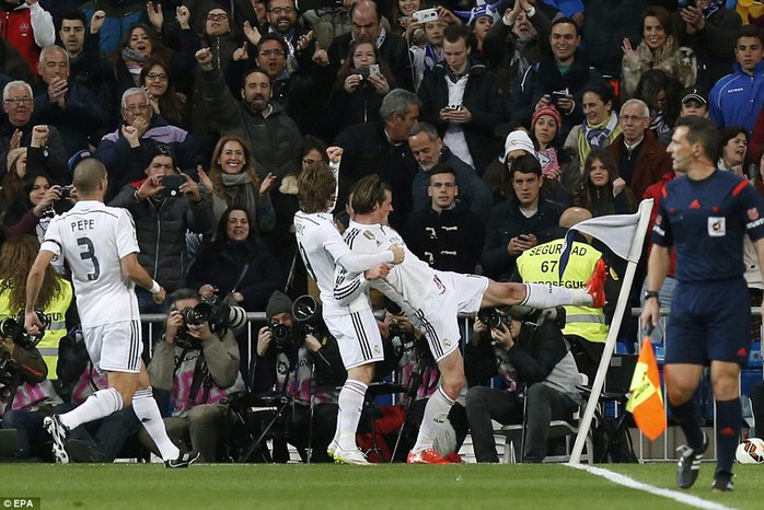 Gareth Bale giải tỏa ức chế sau 700 phút tịt ngòi