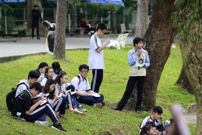 Tổ chức những buổi học ngoại khóa để học sinh gần gũi với nhauẢnh: Hoàng Triều