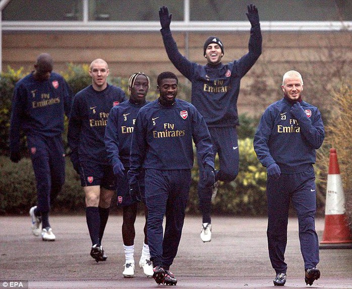 Beckham từng có thời gian tập luyện cùng Arsenal để giữ phong độ