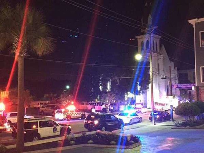vụ nổ súng diễn ra tại nhà thờ Emanuel AME. Ảnh: Twitter