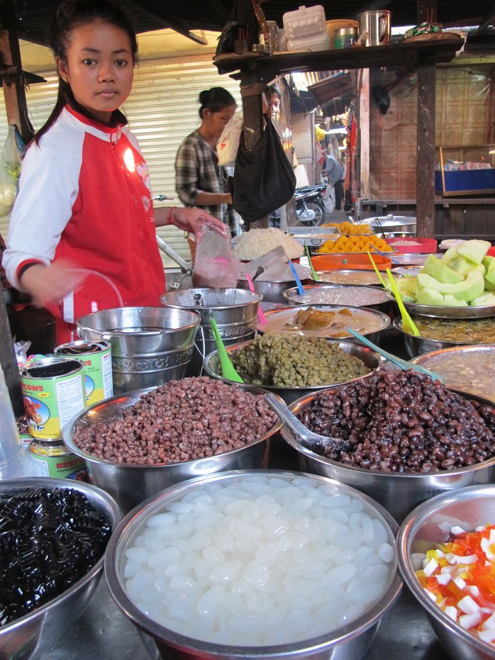 Hàng chè ở chợ Kandal