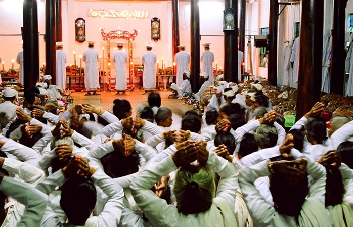 Các chức sắc Hồi giáo tổ chức khai lễ Ramưwan tại thánh đường 