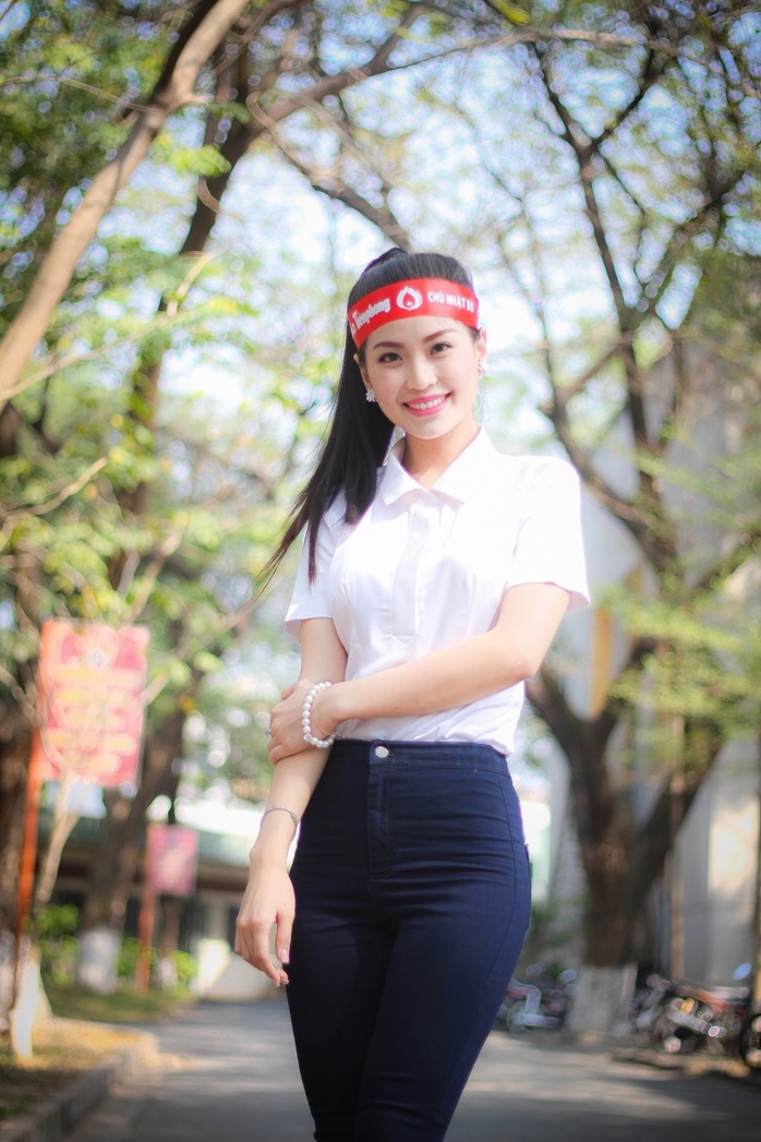 Á hậu 2 cuộc thi Hoa hậu Việt Nam 2014 Lâm Thị Diễm Trang
