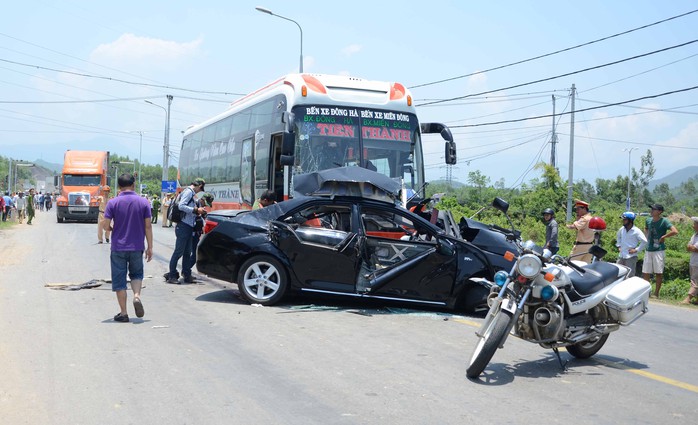 Hiện trường vụ tai nạn làm 7 người chết ở Đà Nẵng ngày 29-4Ảnh: Bích Vân