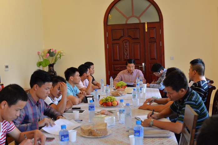 Đại sứ quán Việt Nam tại UAE làm việc với đại diện của toàn bộ các trại lao động bảo vệ từ G1-G5 ngày 2-7