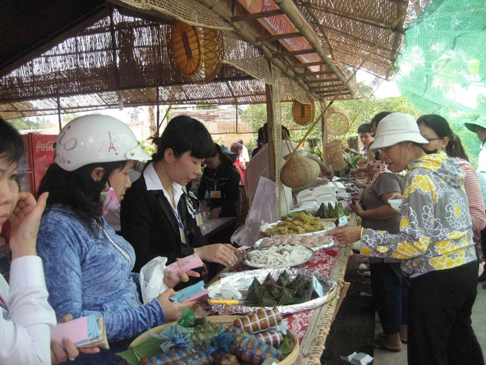 Lễ hội Bánh dân gian Nam Bộ diễn ra từ ngày 27-4 đến hết ngày 2-5