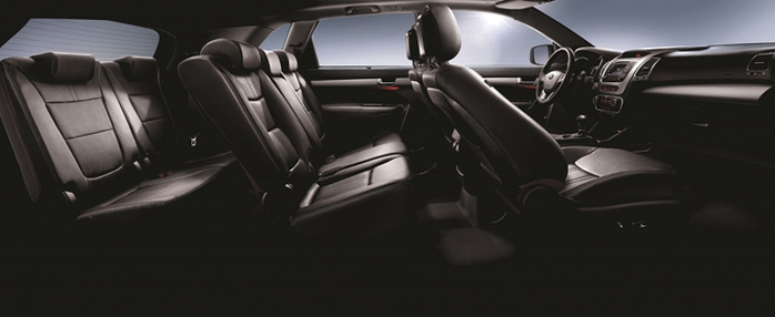 Nội thất Kia New Sorento GAT rộng rãi, thiết kế hài hòa và sang trọng, trang bị nhiều tính năng tiện ích nổi bật. Nội thất Kia New Sorento GAT rộng rãi, thiết kế hài hòa và sang trọng, trang bị nhiều tính năng tiện ích nổi bật.