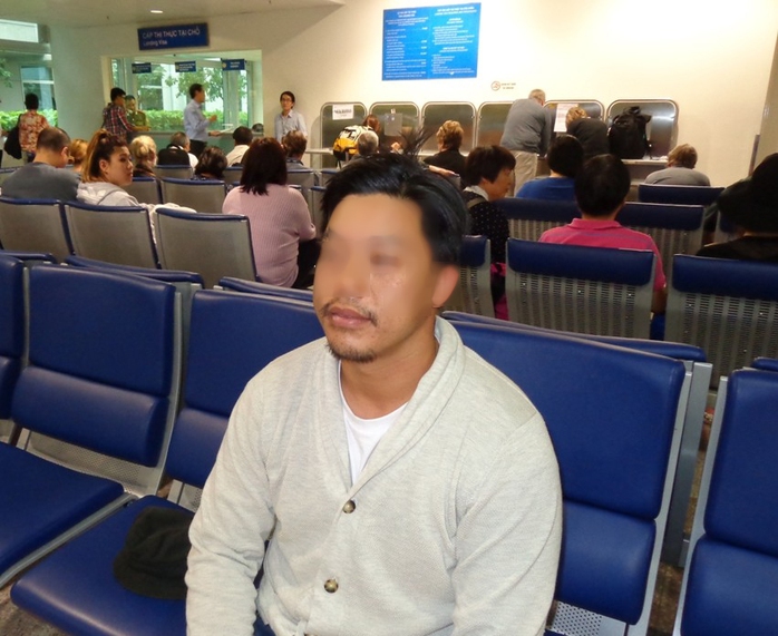 Hành khách V.H. tại sân bay quốc tế Tân Sơn Nhất