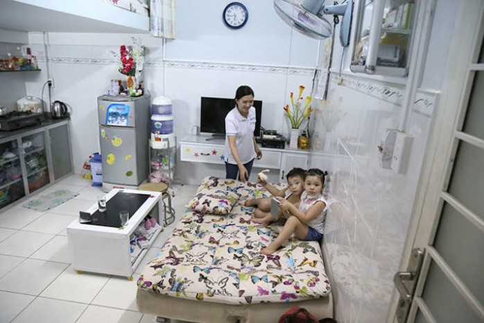 Mô hình nhà ở xã hội tại Bình Dương đang là giấc mơ của nhiều người thu nhập thấp ở TP.HCM. Trong ảnh: bên trong một căn nhà ở xã hội tại Bình Dương - Ảnh: Bá Sơn