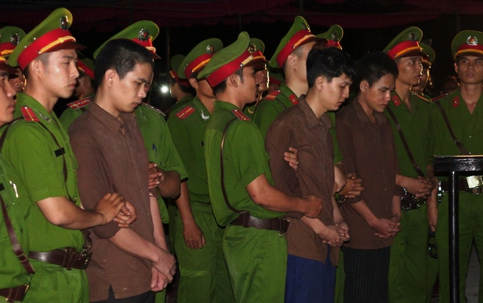 Nguyễn Hải Dương và Vũ Văn Tiến hình phạt tử hình riêng Trần Đình Thoại hình phạt 16 năm tù giam.