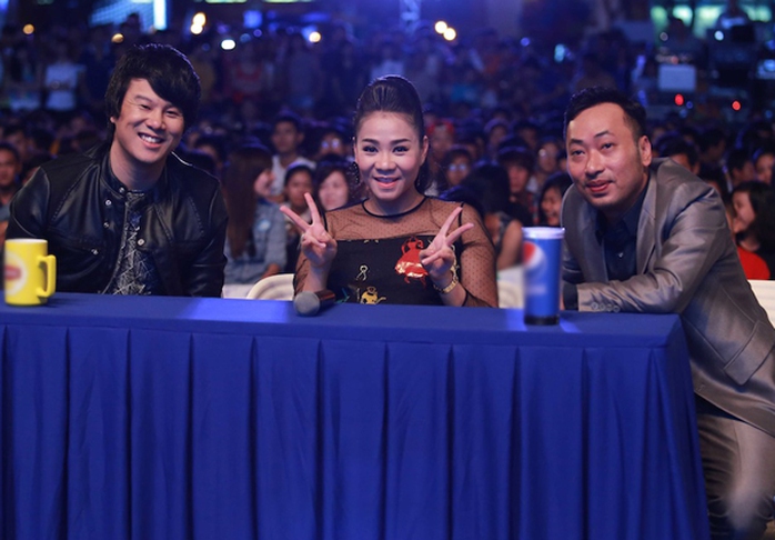 Bộ ba giám khảo Vietnam Idol 2015