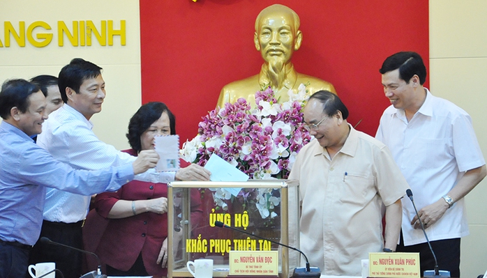 Phó Thủ tướng cùng lãnh đạo Trung ương, tỉnh ủng hộ Quảng Ninh khắc phục hậu quả mưa lụt