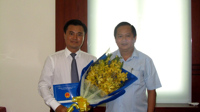 Ông Bùi Xuân Cường (trái) giữ chức Giám đốc Sở GTVT TP HCM (Ảnh: Thành Đồng)