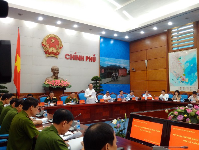 Phó Thủ tướng Nguyễn Xuân Phúc chủ trì buổi họp