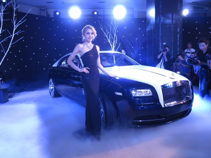 Rolls-Royce, hãng xe sang nổi tiếng đã đặt đại lý chính hãng tại Việt Nam từ cuối năm 2014