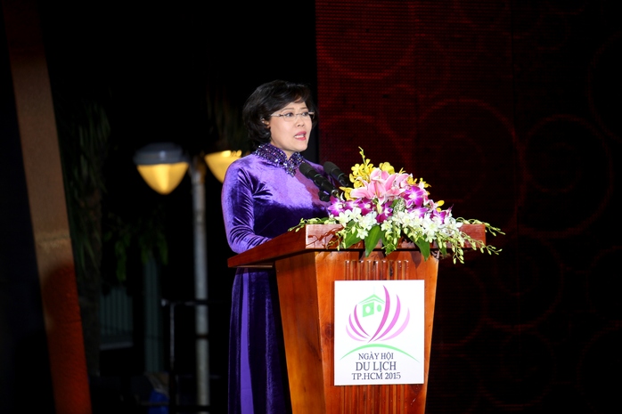 Bà Nguyễn Thị Hồng - Phó Chủ tịch UBND TP HCM - phát biểu khai mạc Ngày hội Du lịch TP HCM năm 2015