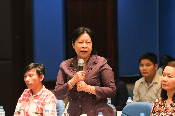 Bà Phan Thị Lan, Chủ tịch LĐLĐ quận 6, TP HCM, phát biểu tri ân chương trỉnh