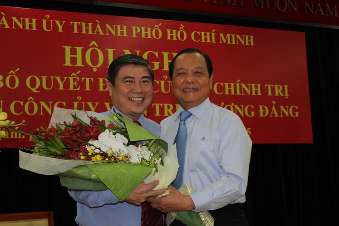 Bí thư Thành ủy TP HCM Lê Thanh Hải chào đón ông Nguyễn Thành Phong về TP HCM