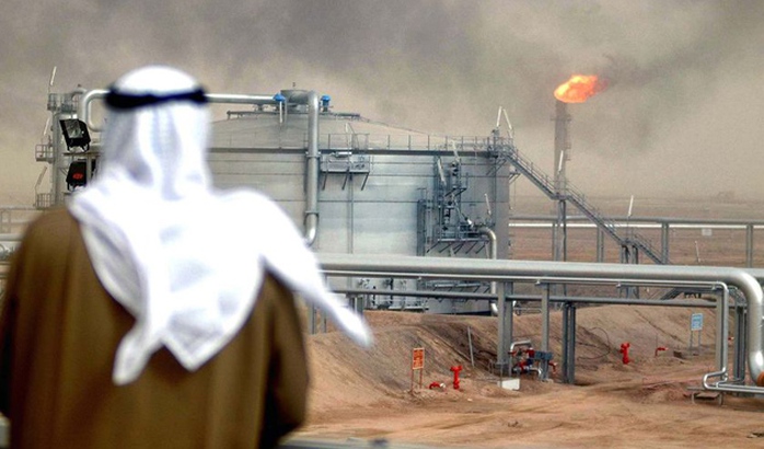 Saudi Arabia closes joint oilfield with Kuwait