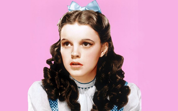 Judy Garland trong phim The wizard of Oz