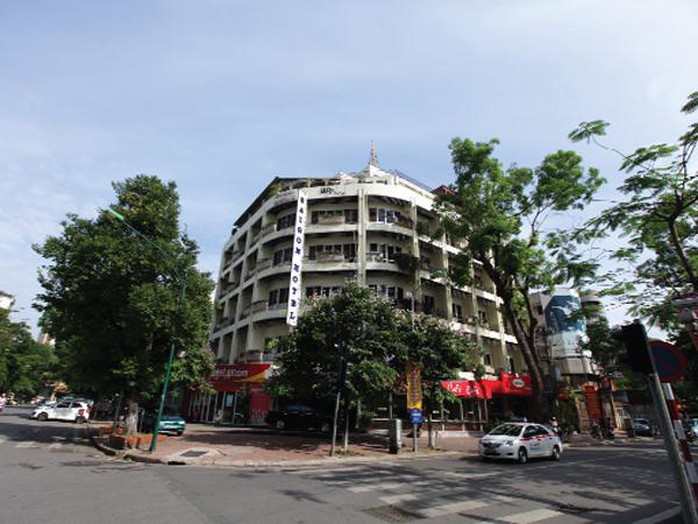 Khách sạn Thương mại Sài Gòn còn tài sản cực quý là lô đất vàng rộng 1.005 m2 tại quận trung tâm Hoàn Kiếm, Hà Nội. Ảnh: Đức Thanh Khách sạn Thương mại Sài Gòn còn tài sản cực quý là lô đất vàng rộng 1.005 m2 tại quận trung tâm Hoàn Kiếm, Hà Nội. Ảnh: Đức Thanh
