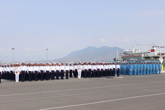 Quân chủng hải quân tổ chức lễ duyệt đội ngũ, phương tiện trên bộ và duyệt đội hình trên biển của các lực lượng hải quân vào sáng 2-5