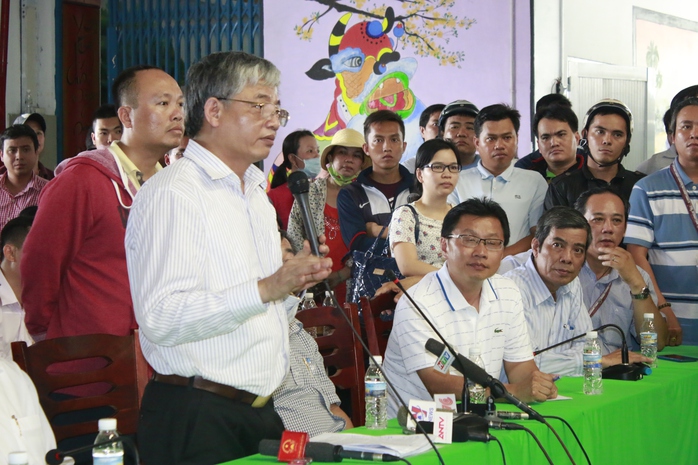 Thử trưởng Bộ LĐ-TB-XH Doãn Mậu Diệp, giải thích Luật BHXH cho công nhân Công ty Pou Yuen
Ảnh: KHÁNH AN